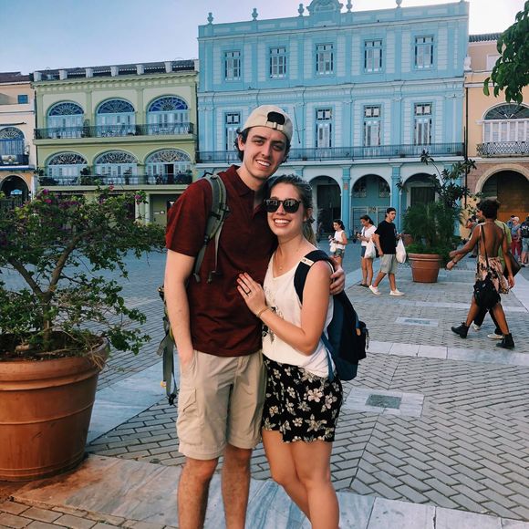 Meet your Posher, Rachel - Picture 2 of 6